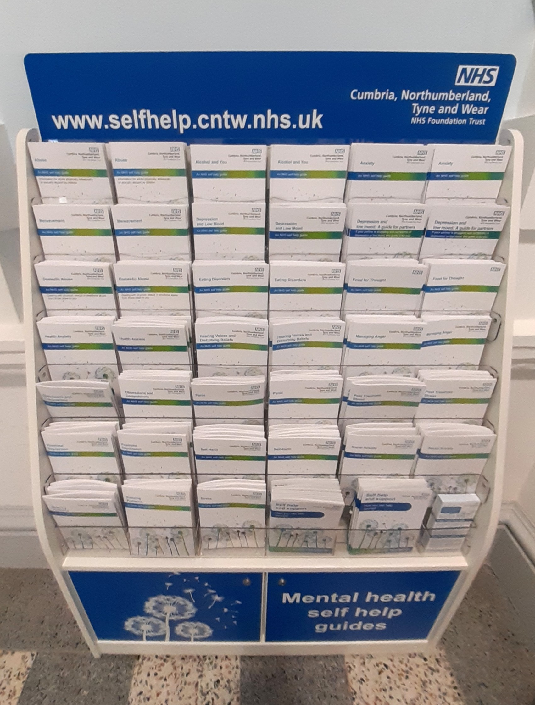 Self help guides display unit full unit.jpg